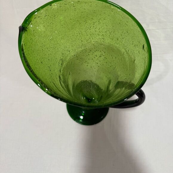 Elegant Carolinian Green Glass Pitcher - Picture 2 of 6